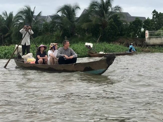 www.funnytravel.vn