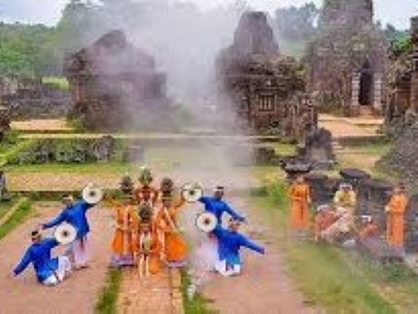 www.funnytravel.vn