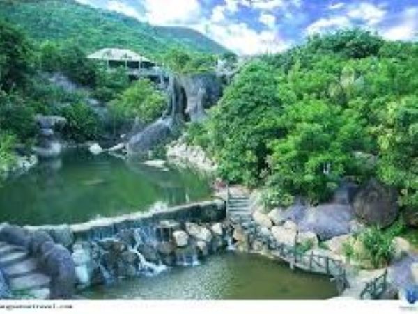 www.funnytravel.vn
