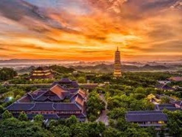 www.funnytravel.vn