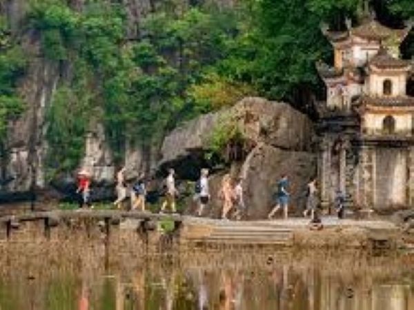www.funnytravel.vn